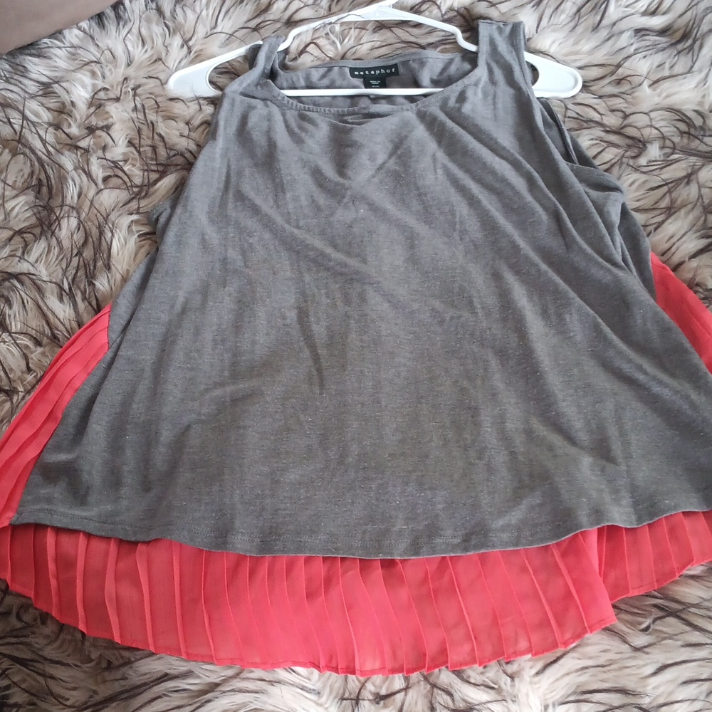 METAPHOR unique top